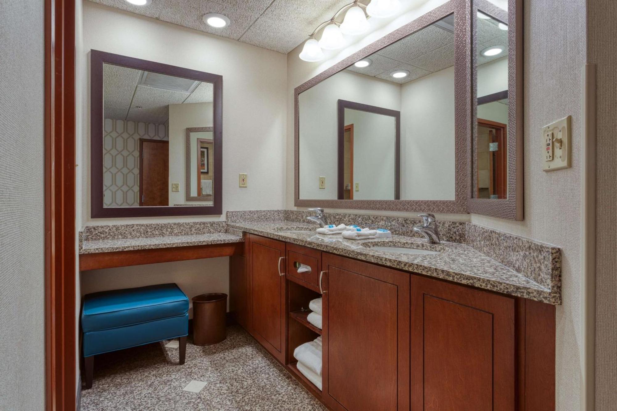 Drury Plaza Hotel St. Louis Chesterfield Bagian luar foto